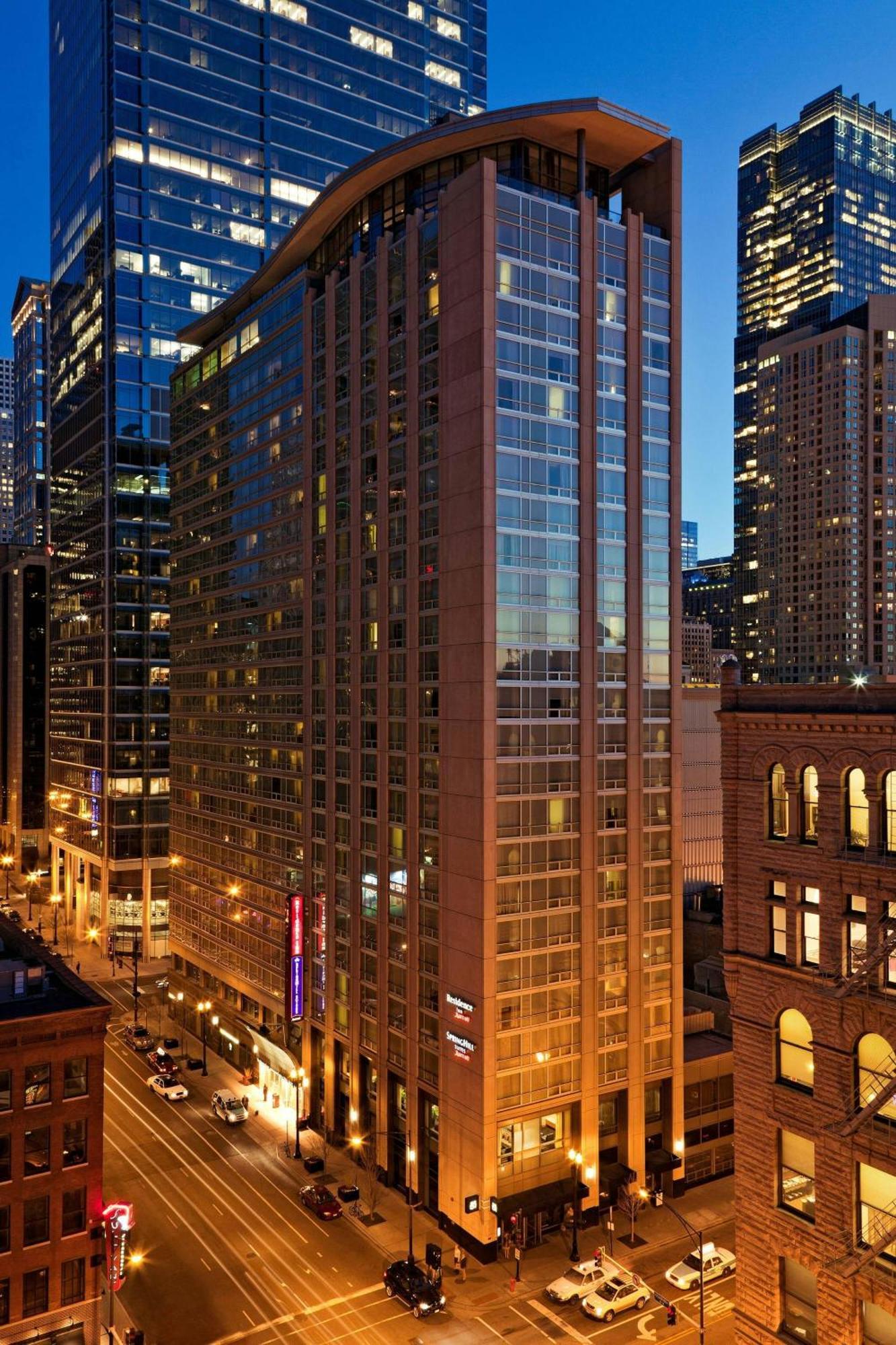 Residence Inn By Marriott Chicago Downtown/River North Ngoại thất bức ảnh